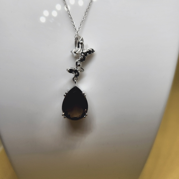 Ladies Necklace - Picture 2 of 2